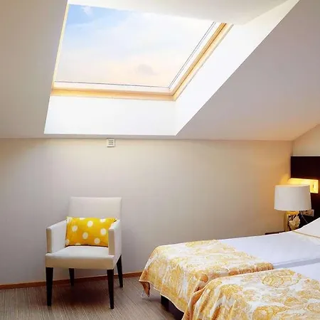 Oca Palacio De La Llorea Hotel